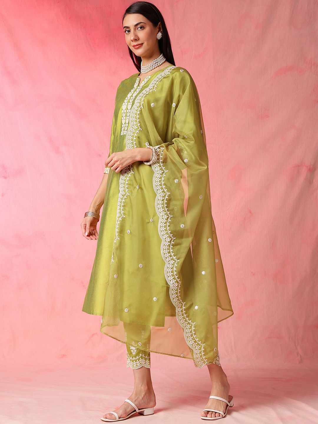 Anouk Floral Embroidered Regular Thread Work Straight Kurta with Trousers & Dupatta