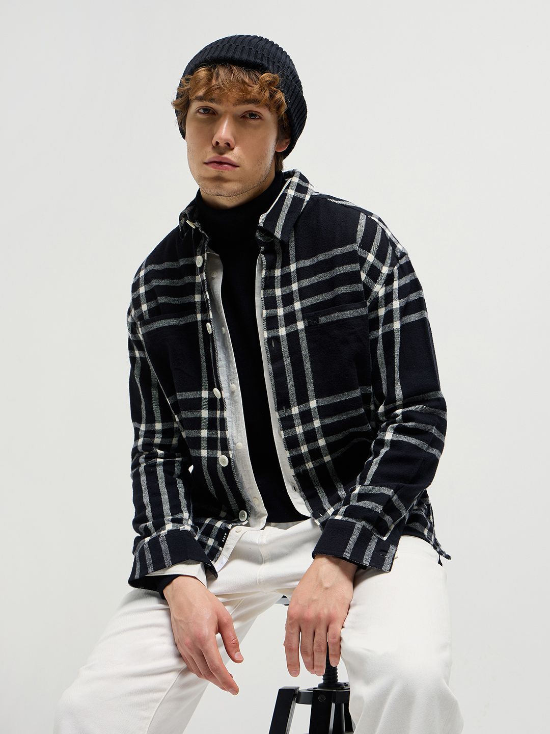 THE BEAR HOUSE Men Spread Collar Tartan Checked Cotton Relaxed Fit Casual Shirt