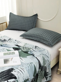 Story@home Green & White Abstract Printed 240 TC Satin Finish Queen Bedsheet Set