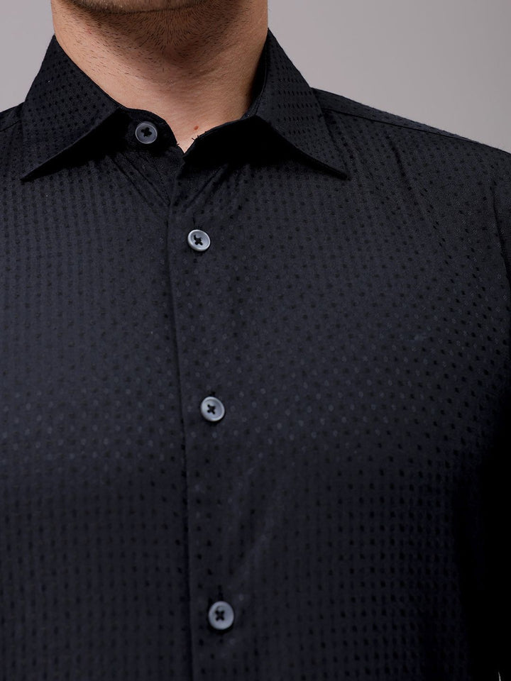 The Indian Garage Co. X Luxe Men Slim Fit Opaque Formal Shirt
