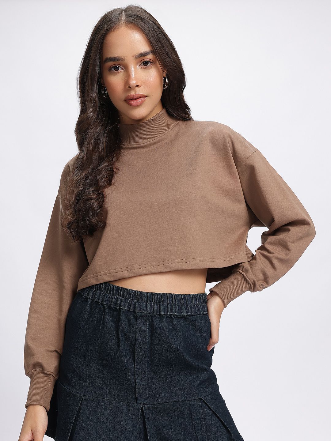 DressBerry Musical Cat Printed Drop-Shoulder Crop Sweatshirt