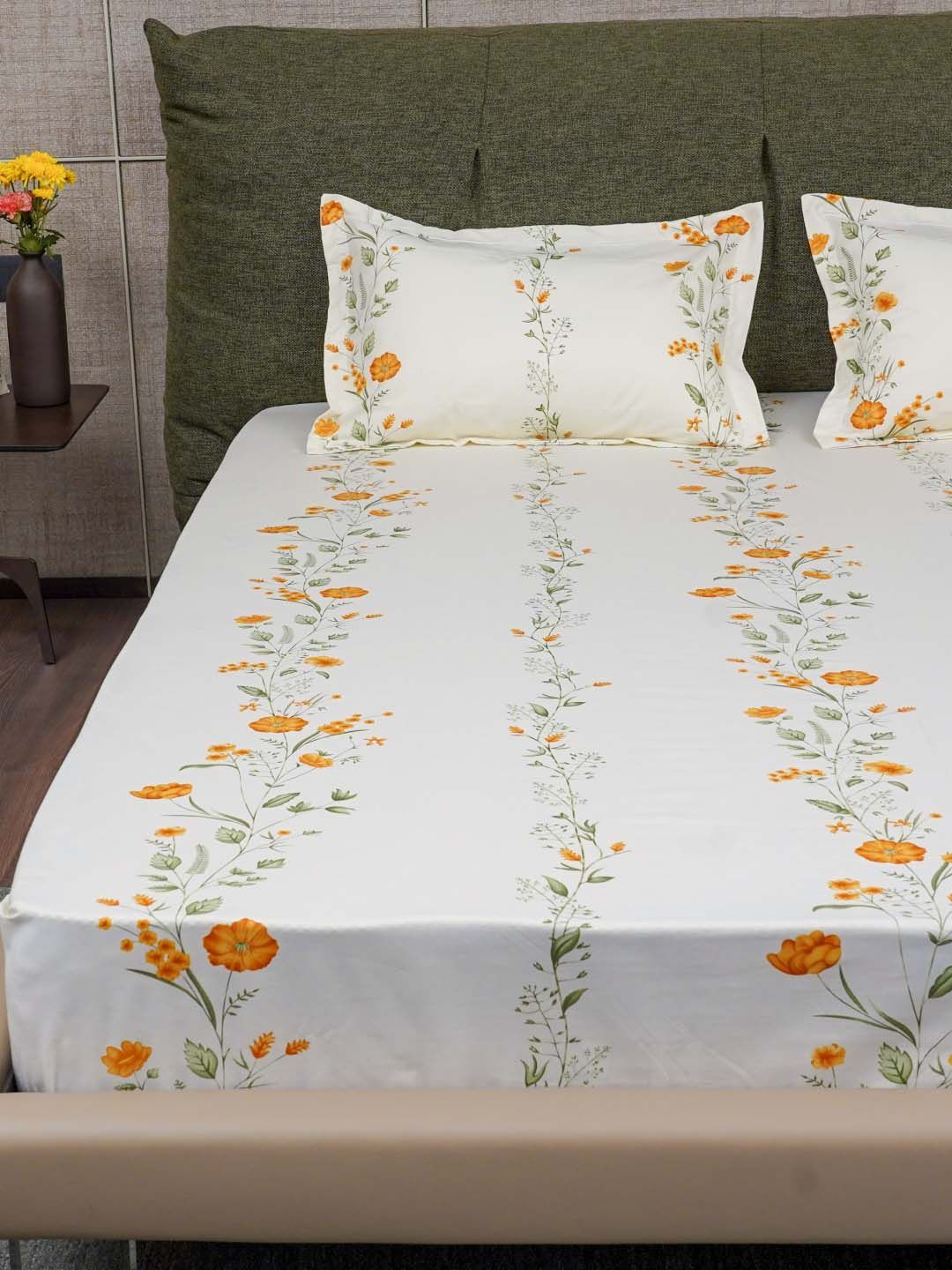 URBAN SPACE Serene Yellow Floral Printed Cotton 200 TC Queen Bedsheet with 2 Pillow Covers