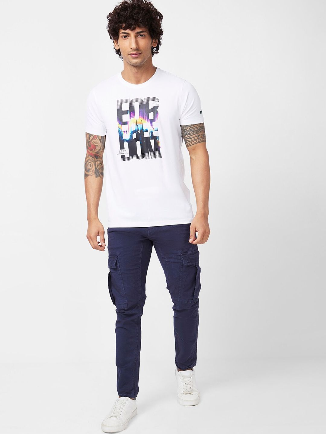 SPYKAR Men Tapered Fit Mid Rise Cotton Cargos