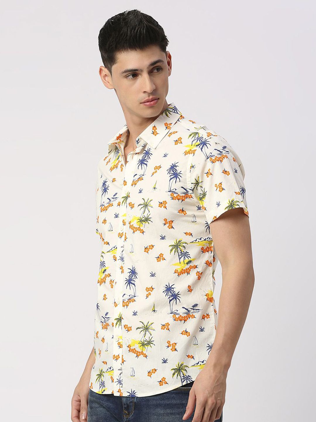 Being Human Men Slim Fit Floral Printed Opaque Casual Shirt