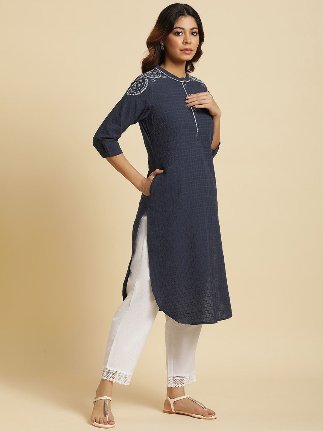 W Floral Embroidered Mandarin Collar Cotton Regular Kurta