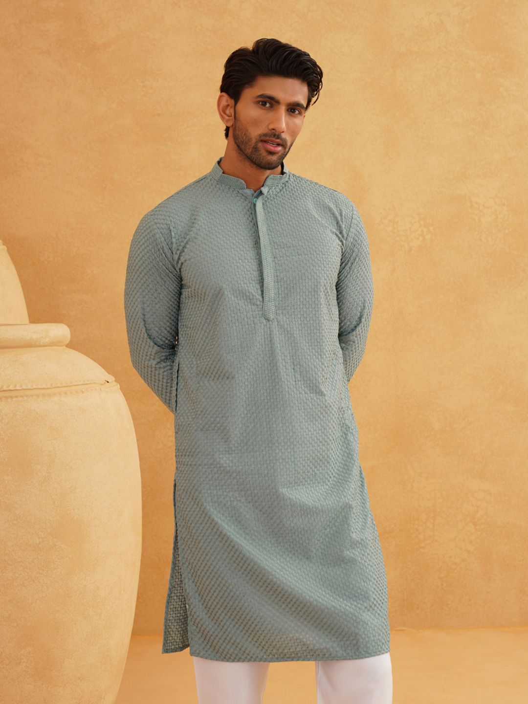 SOJANYA Kurta Kapas Tulen Sulam Geometrik Kolar Mandarin