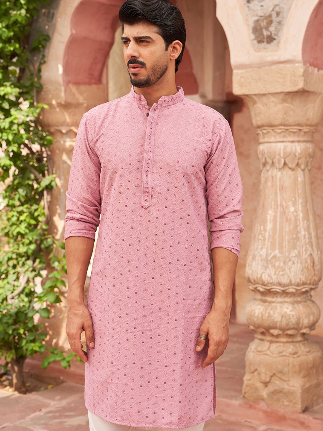 Jompers Geometric Embroidered Mandarin Collar Sequinned Straight Kurta
