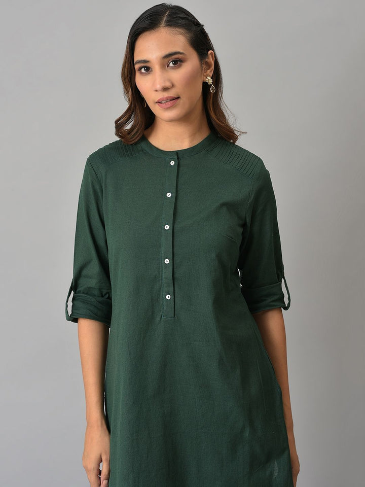W Women Green Thread Work Kurta