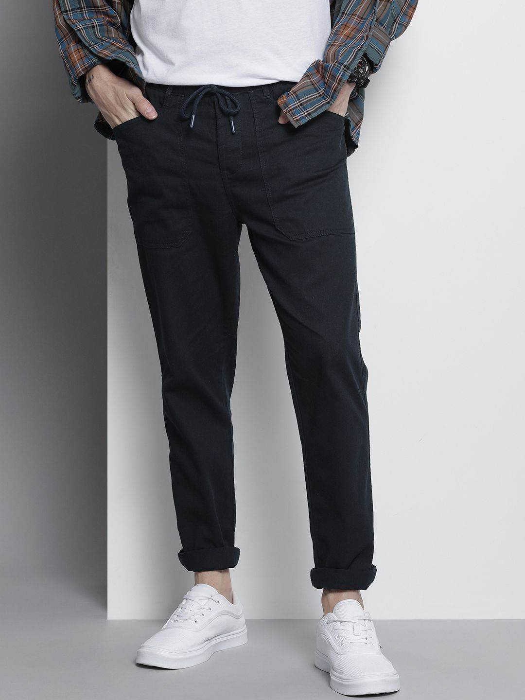 The Indian Garage Co Men Pure Cotton Slim Fit Trousers
