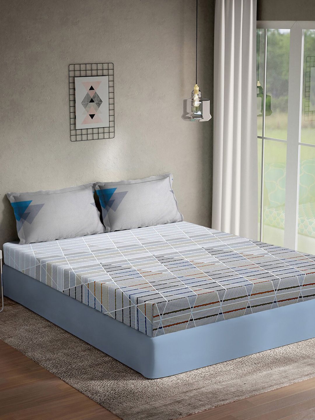 KLOTTHE White & Blue Printed 400 TC Cotton Fitted Super King Bedsheet & 2 Pillow Covers