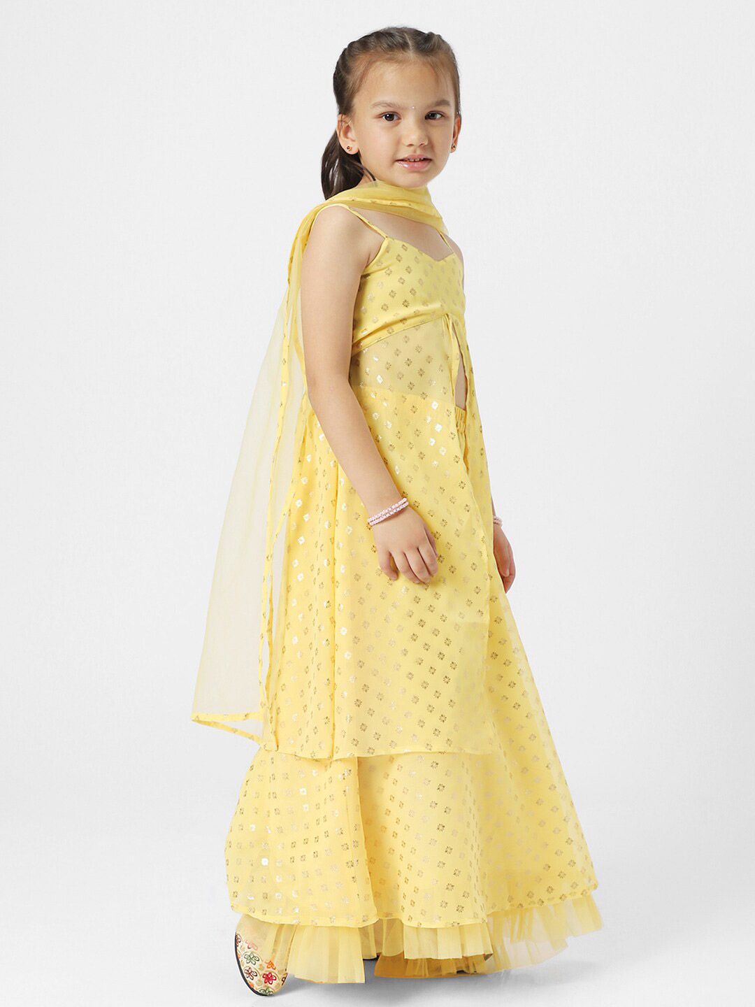 Nauti Nati Girls Printed Foil Print Sleeveless Ready to Wear Lehenga & Blouse With Dupatta