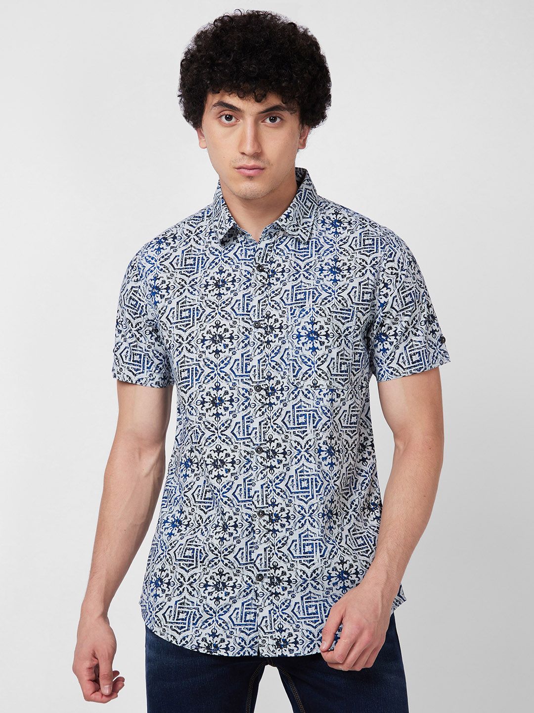 SPYKAR Floral Printed Cotton Casual Shirt