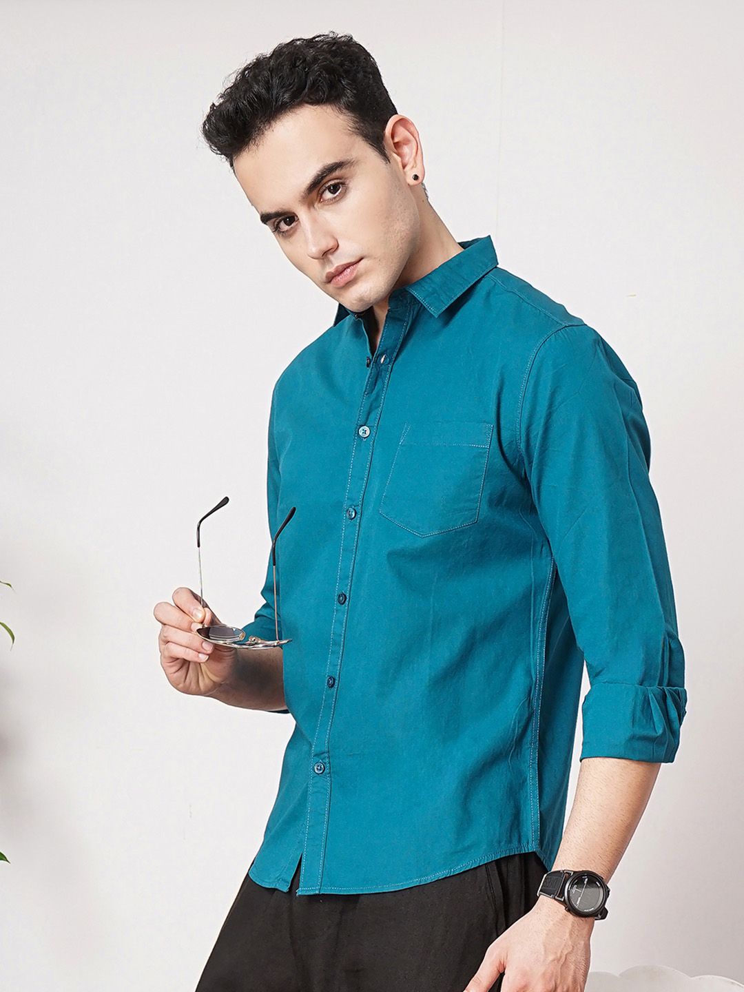 The Indian Garage Co Men Teal Blue Solid Pure Cotton Casual Shirt