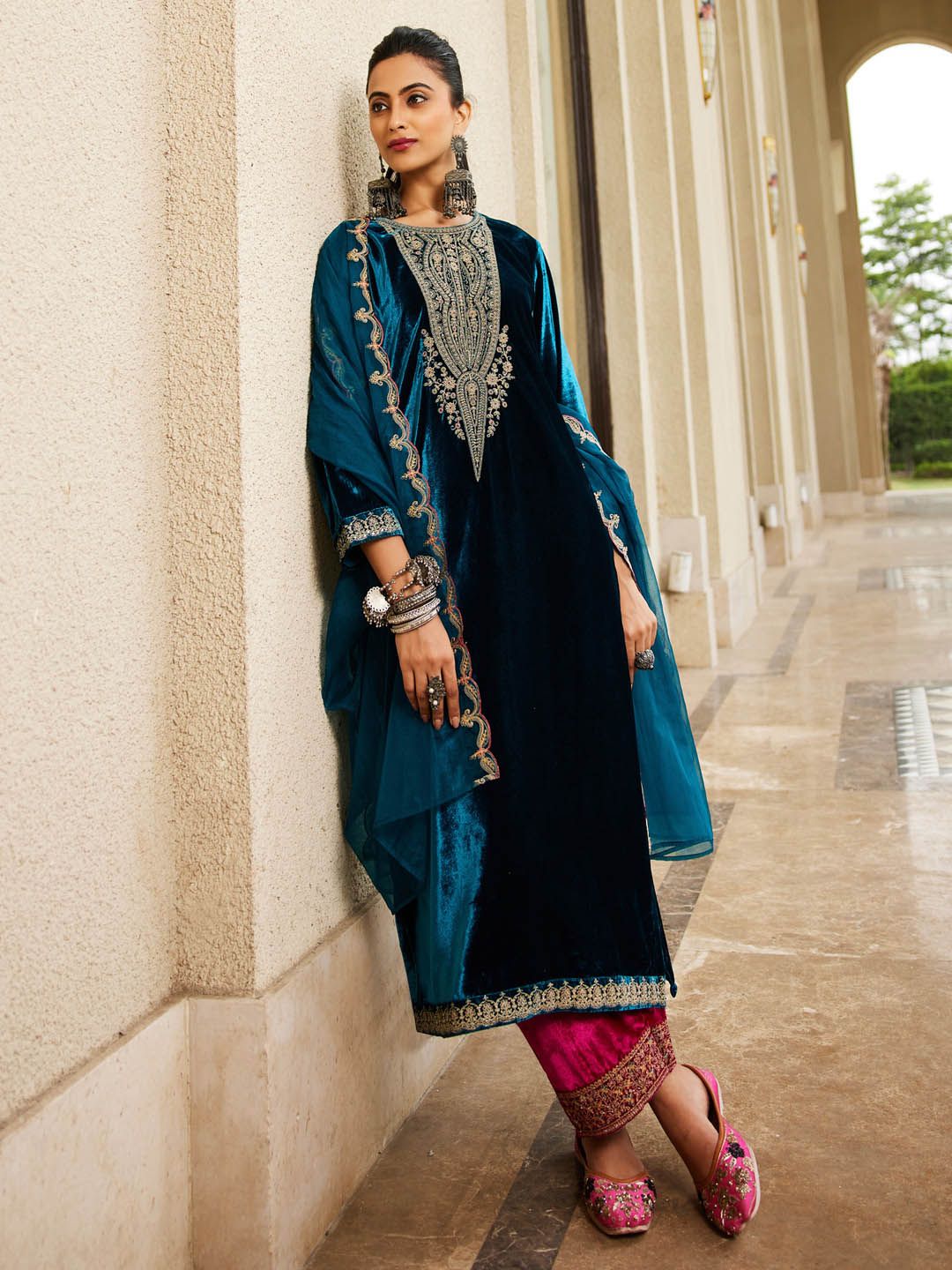 Indo Era Women Ethnic Motifs Embroidered Regular Sequinned Velvet Kurta with Trousers & With Dupatta