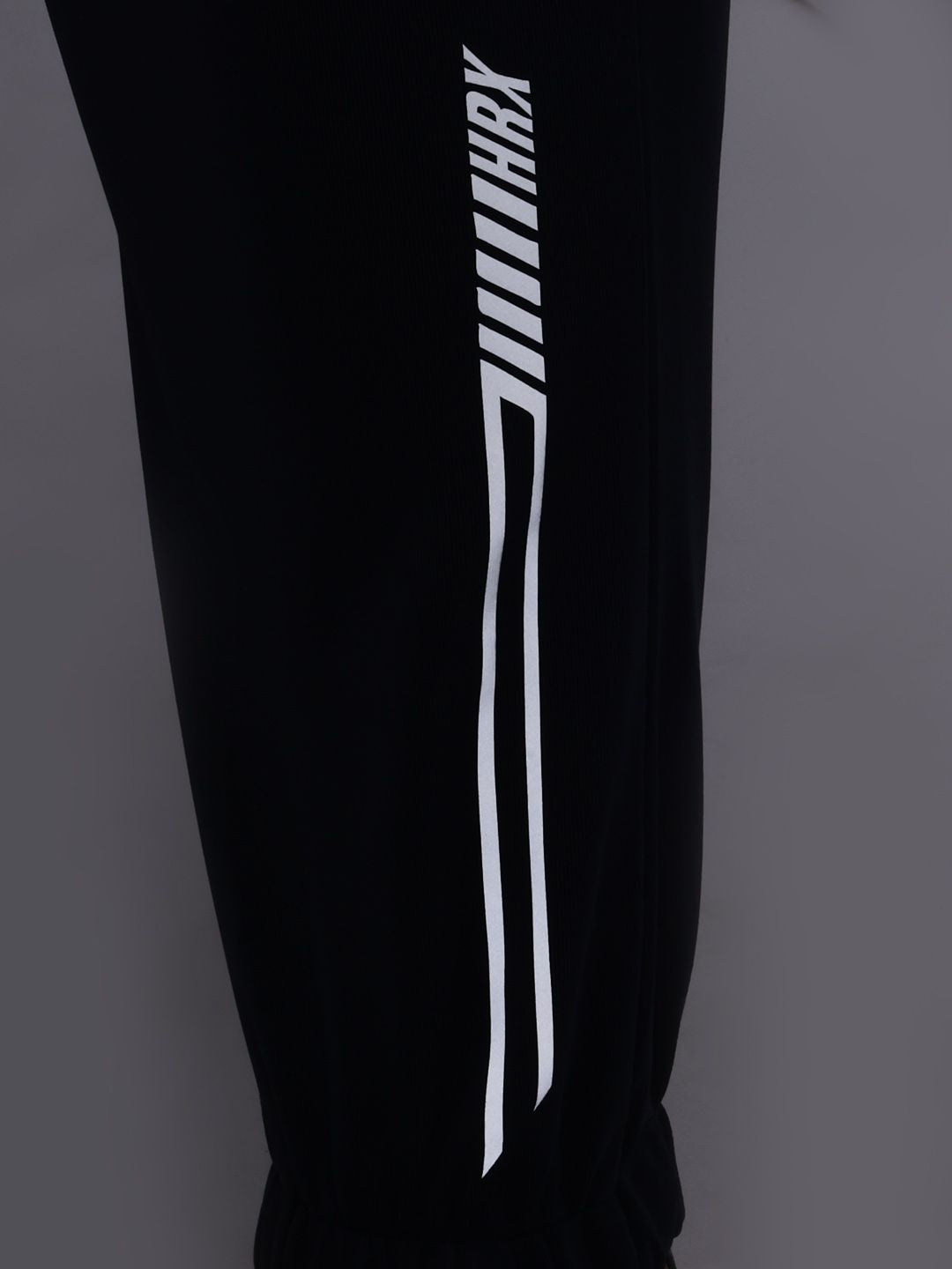 HRX by Hrithik Roshan Men Rapid-Dry Training Joggers With Reflective Detail