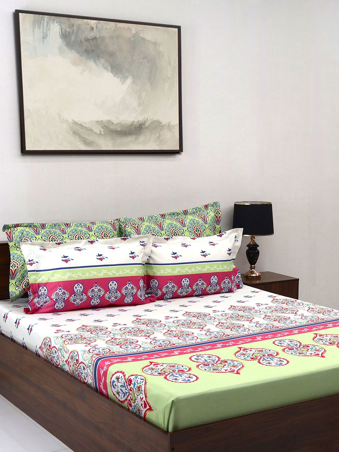 BOMBAY DYEING Pink & White Ethnic Motifs Cotton 300 TC King Bedsheet & 4 Pillow Cover