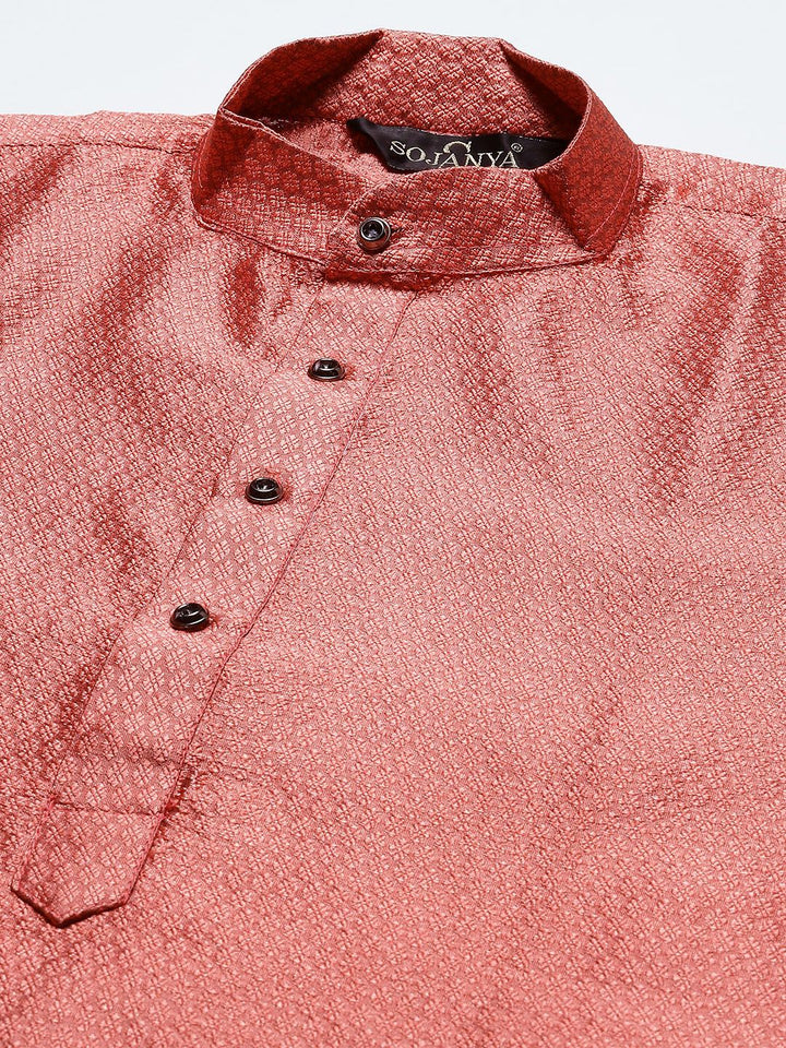 SOJANYA Kurta Rekaan Sendiri Berwarna Peach Lelaki