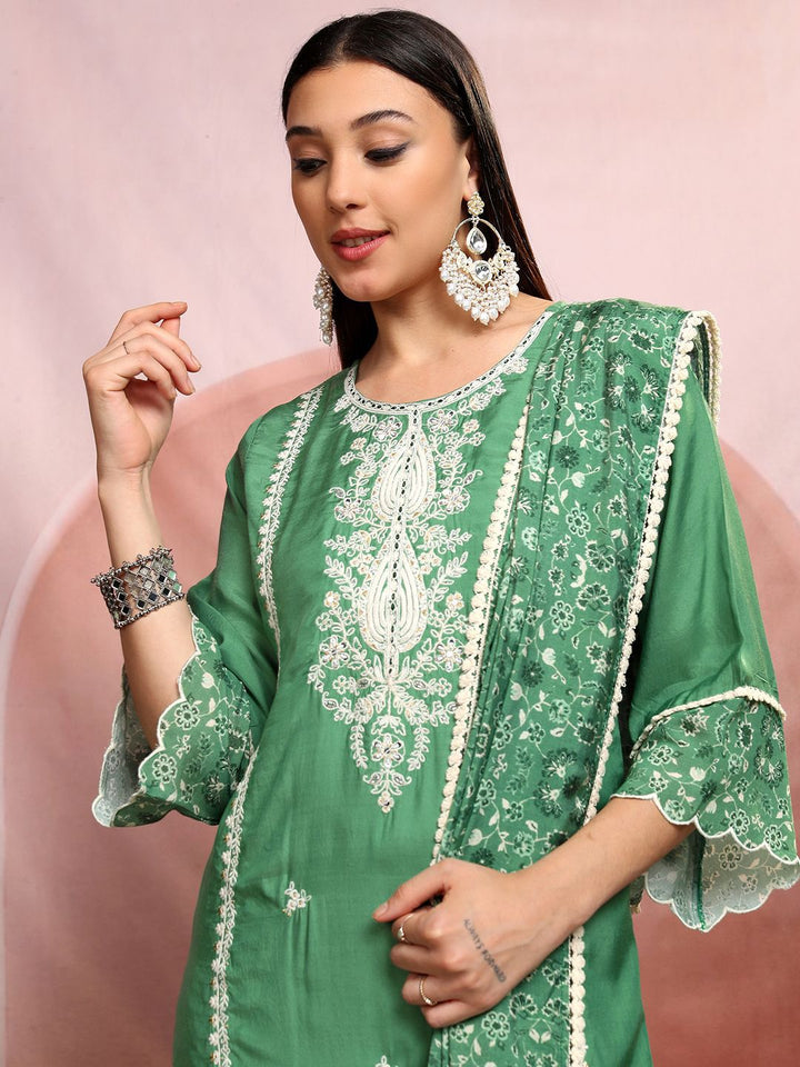 Vishudh Green Embroidered Regular Thread Work Kurta with Trousers & Dupatta