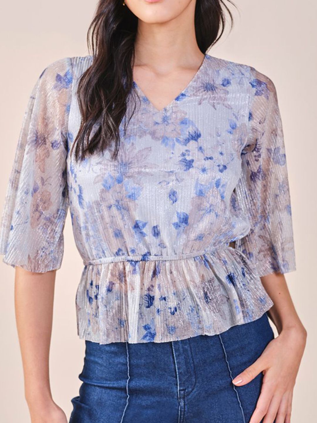 AND polyester floral print v- neck flared sleeves peplum top