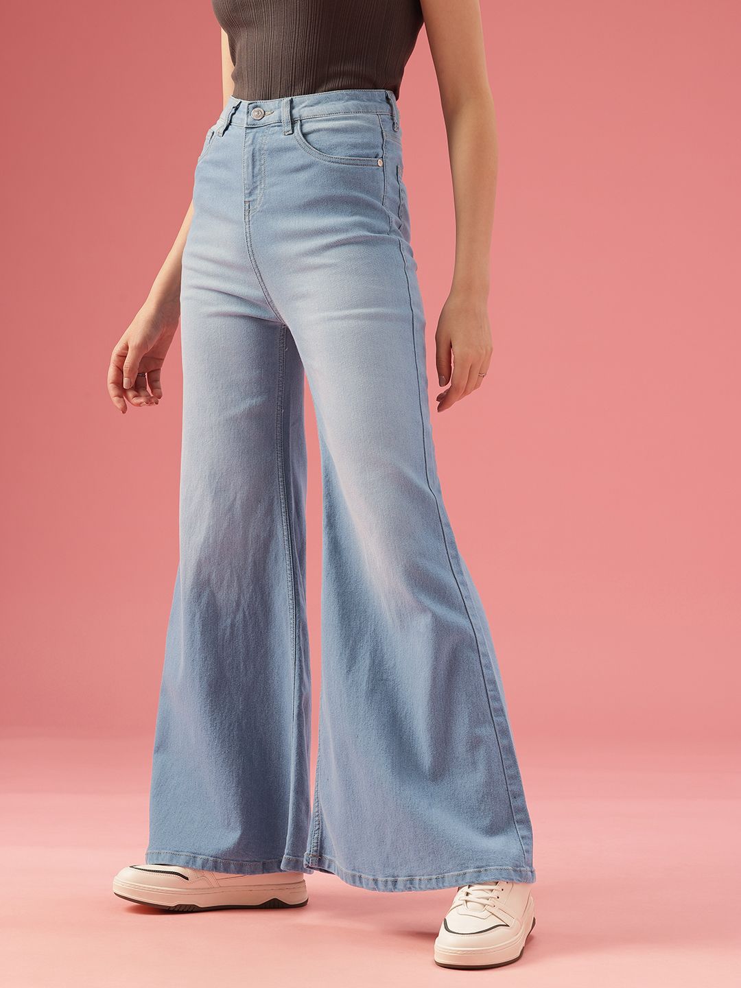 DressBerry Women Flared High-Rise Light Fade Stretchable Jeans