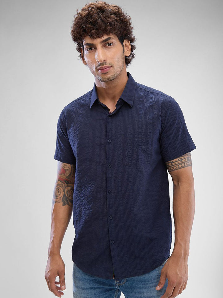 SPYKAR Men Slim Fit Solid Spread Collar Casual Shirt