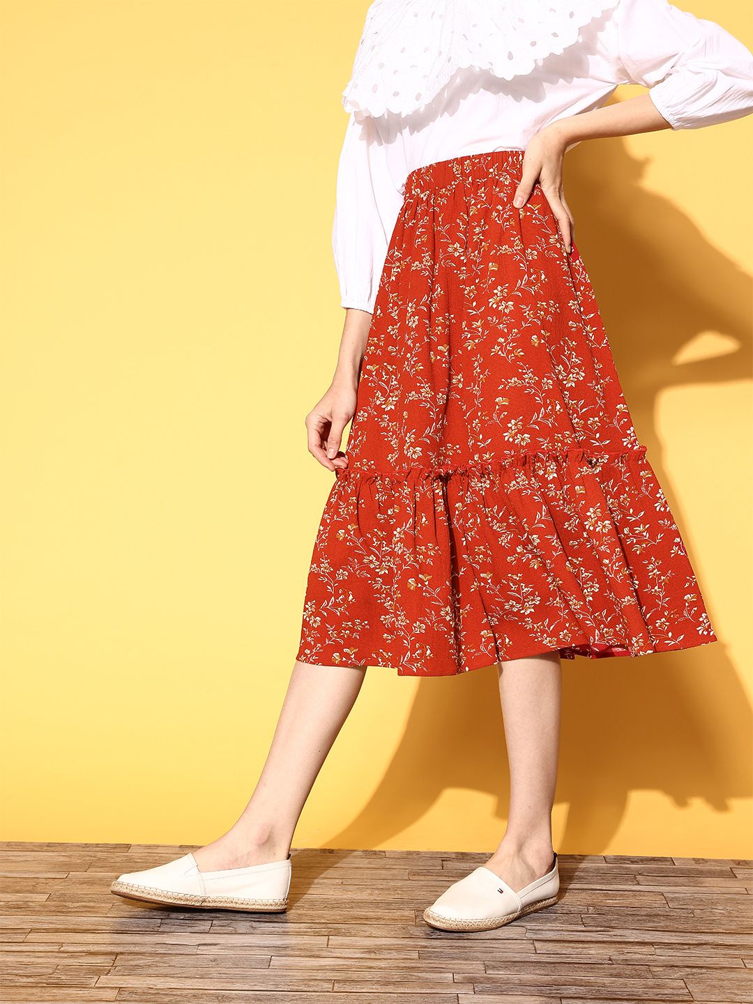 Berrylush Attractive Red Floral Indie Gal Skirt