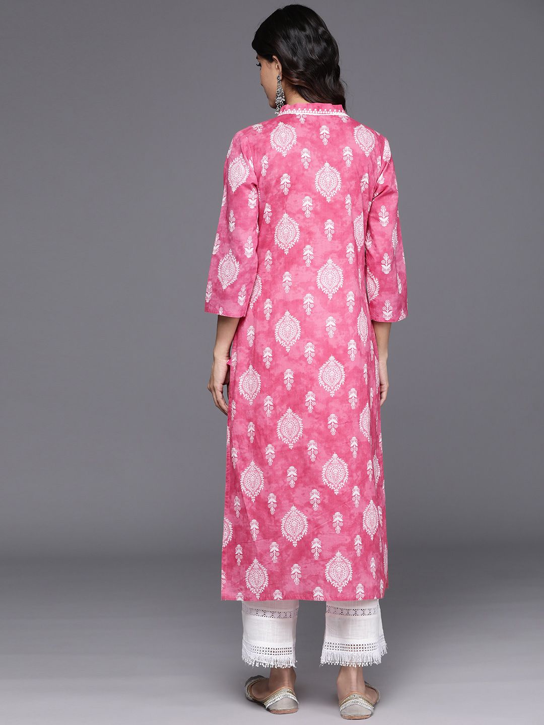Varanga Women Floral Jaipuri Printed V-Neck Cotton Straight Kurta