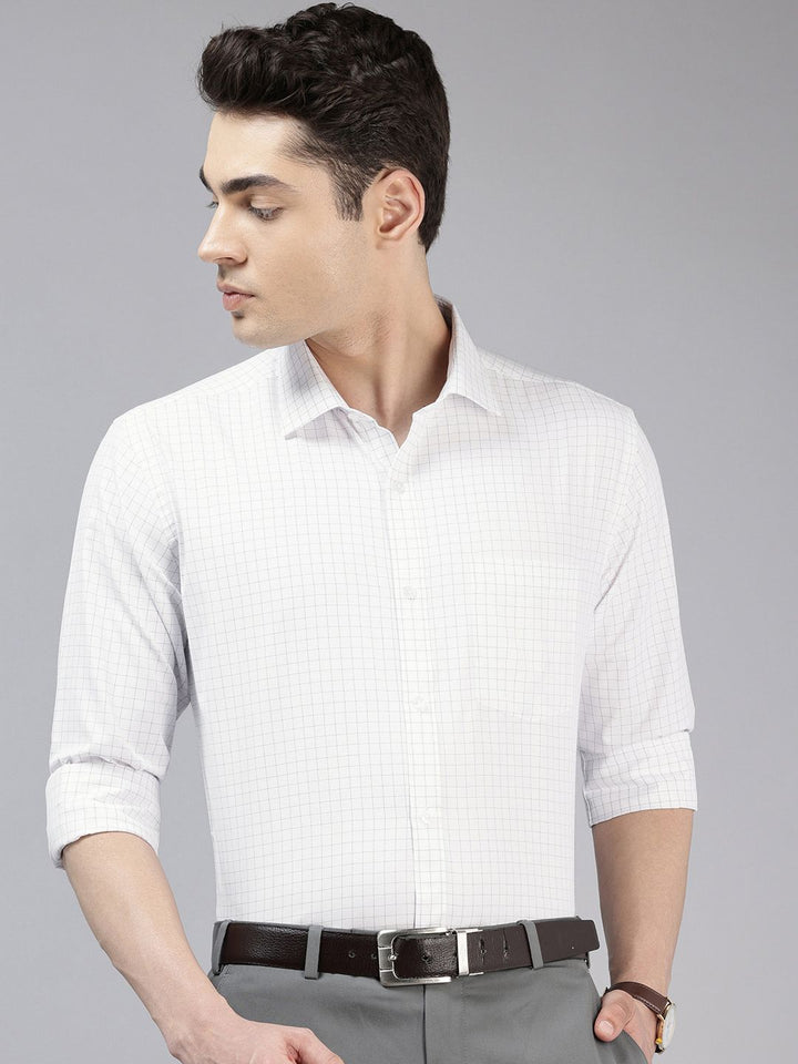 Park Avenue Slim Fit Grid Tattersall Checks Opaque Checked Formal Shirt