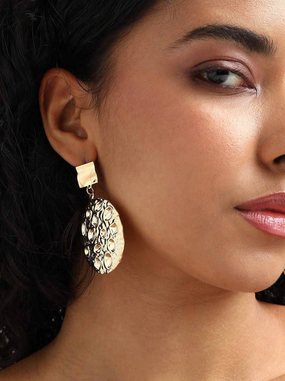 Anting-anting drop kontemporari bersalut emas Sohi
