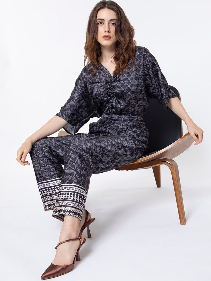 RAREISM Women Geometric Printed Slim Fit Pleated Trousers