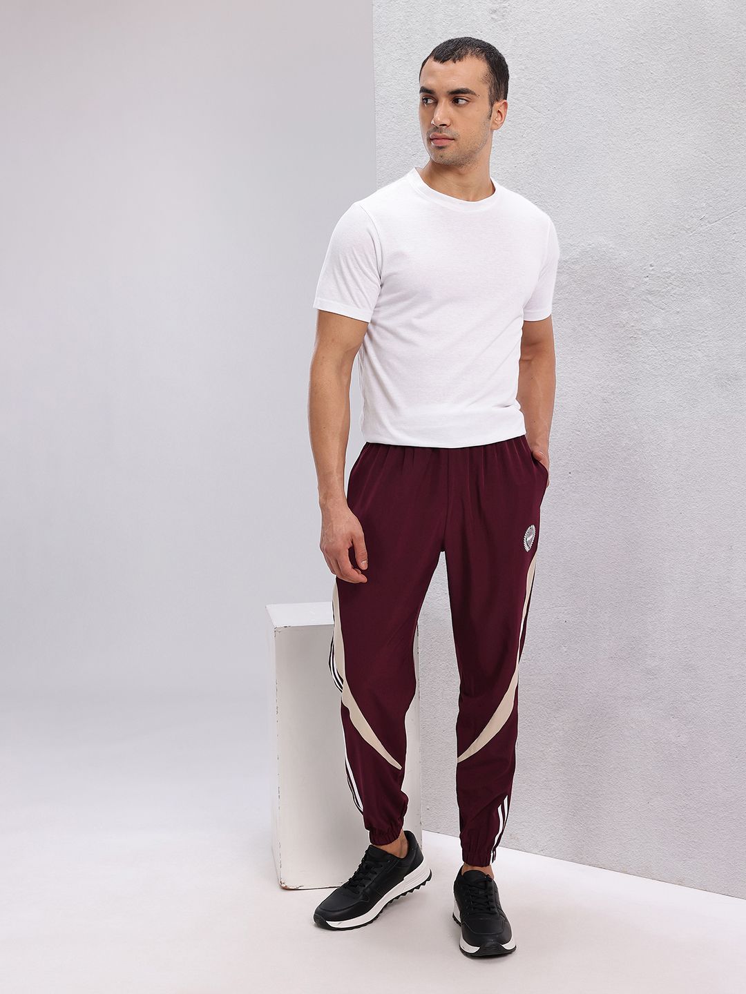 HRX by Hrithik Roshan Men Stripe Detail Lifestyle Track Pants