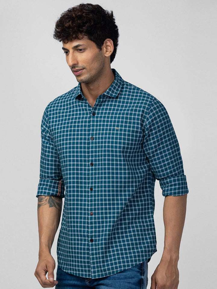 SPYKAR Men Slim Fit Checked Casual Cotton Shirt