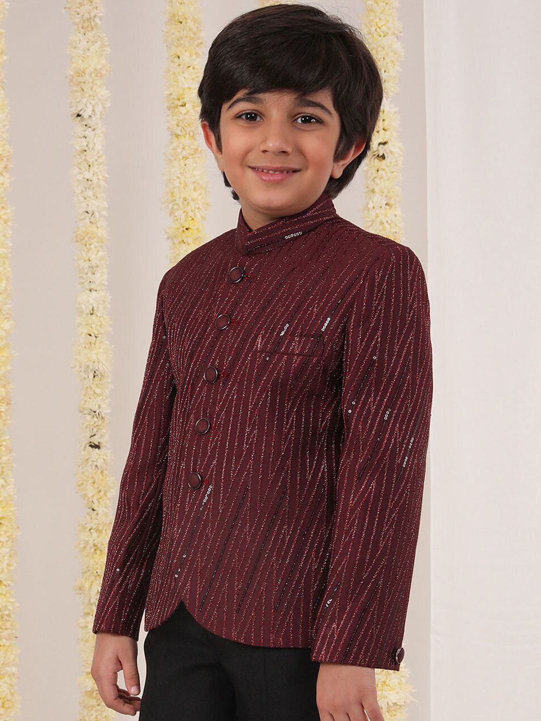 VASTRAMAY Boys Self-Design Slim-Fit Single Breasted Blazer