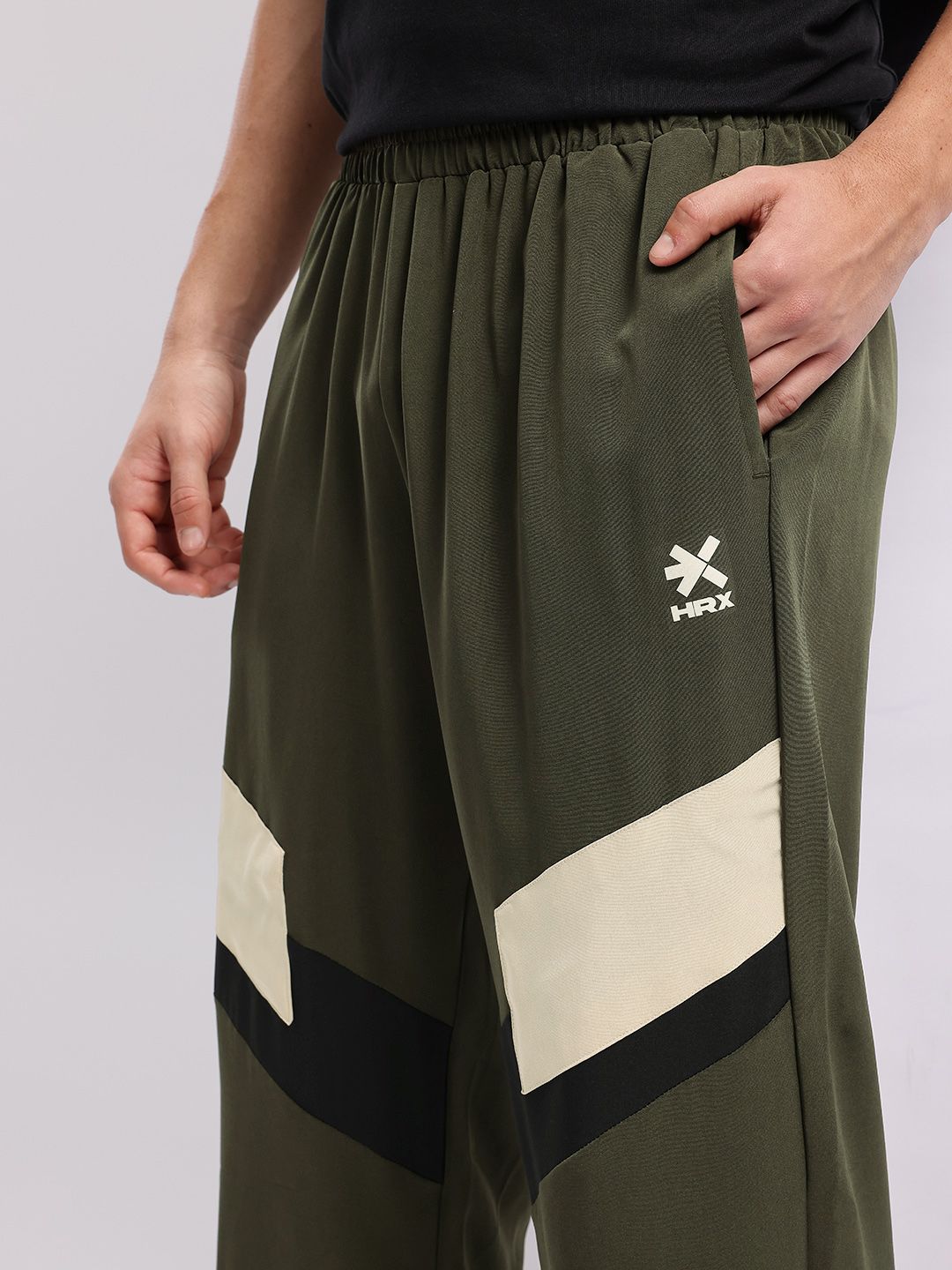 HRX by Hrithik Roshan Men Striped Detail Relaxed Fit Toggled Track Pants