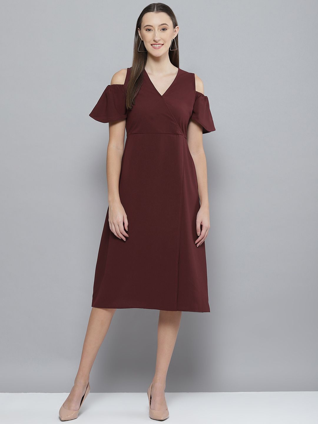DENNISON Maroon Solid Cold-Shoulder Sleeves Crepe Dress