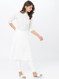 Vishudh Women Off-White & Black Solid Straight Kurta
