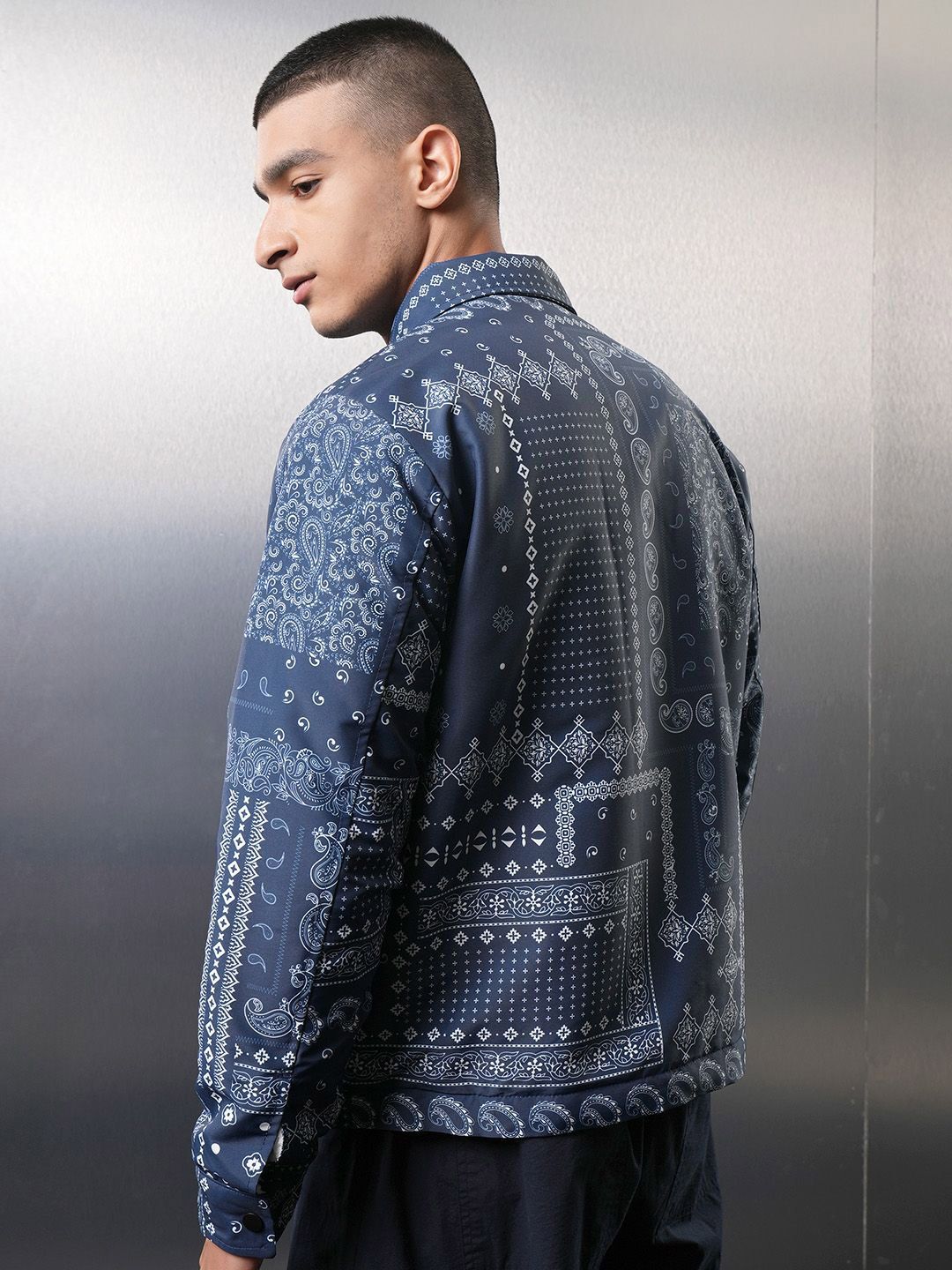 HIGHLANDER Men Crop Denim Jacket with Patchwork