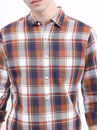 HIGHLANDER Men Checked Casual Slim Fit Shirt
