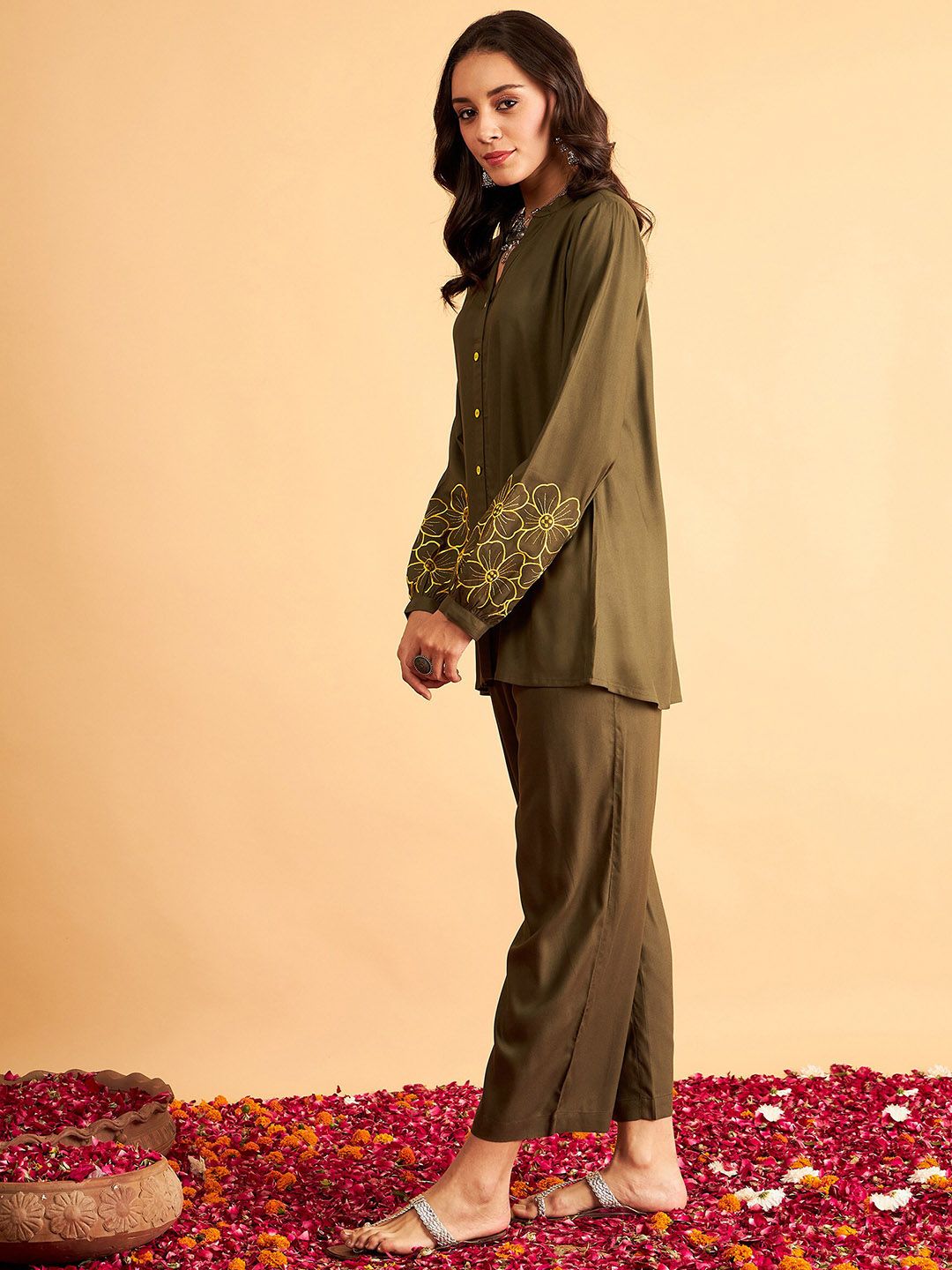 Shae by SASSAFRAS Embroidered Shirt-Collar Shirt With Trouser
