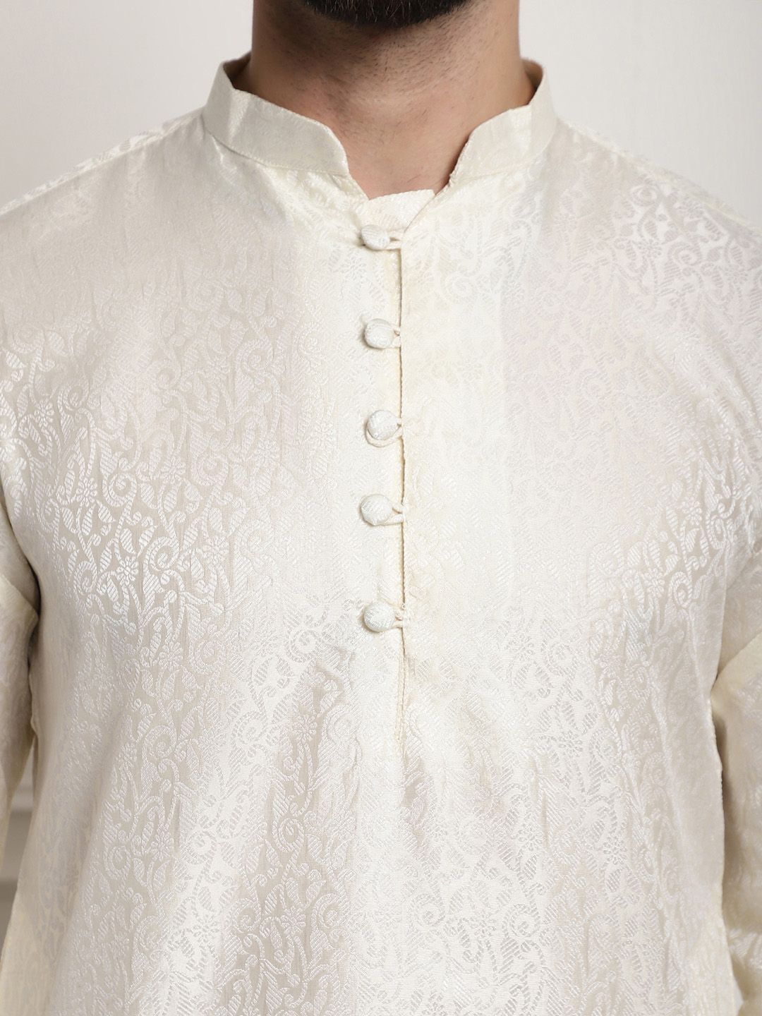SOJANYA Ethnic Motifs Woven Design Mandarin Collar Long Sleeves Straight Kurta