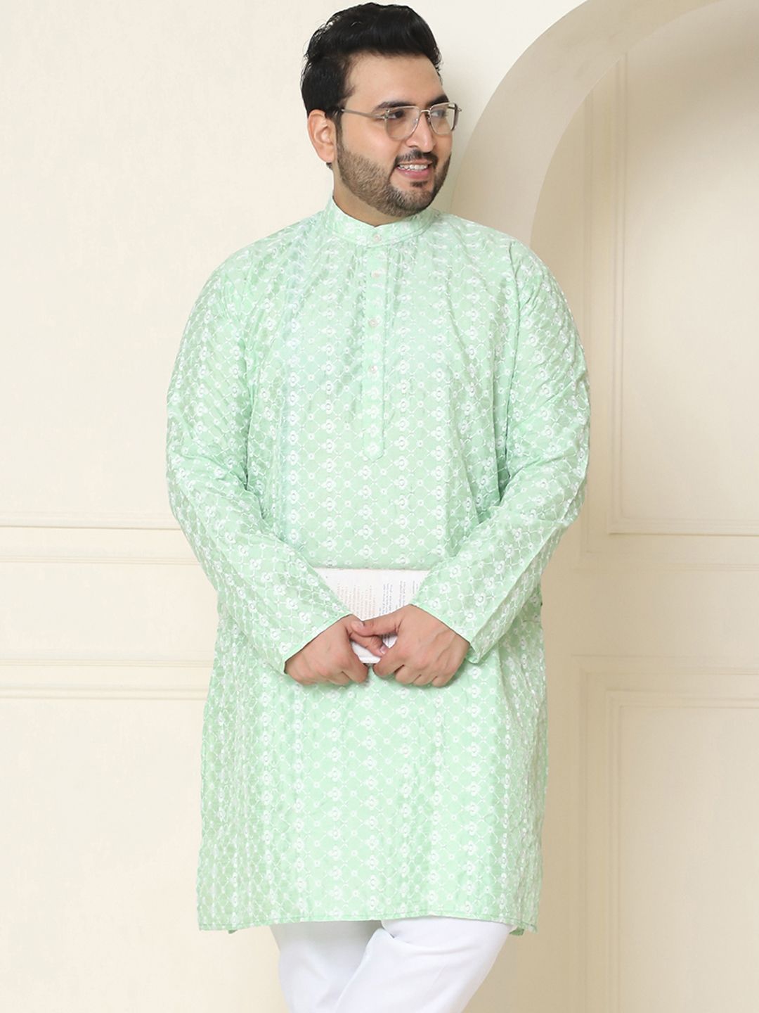 SOJANYA PLUS Lelaki Kurta Sulam Chikankari Biru & Putih