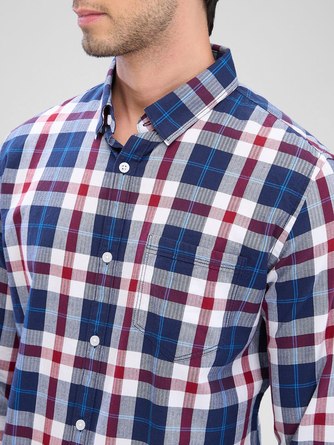 SPYKAR Men Slim Fit Opaque Checked Spread Collar Casual Shirt
