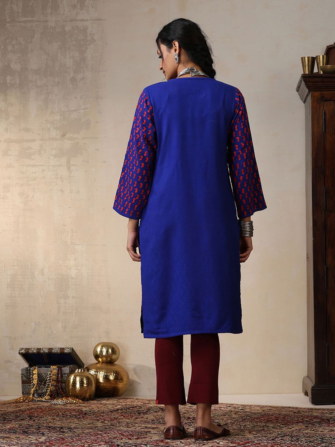 House of Chikankari Women Royal Blue Woollen Aari Embroidered Kurta
