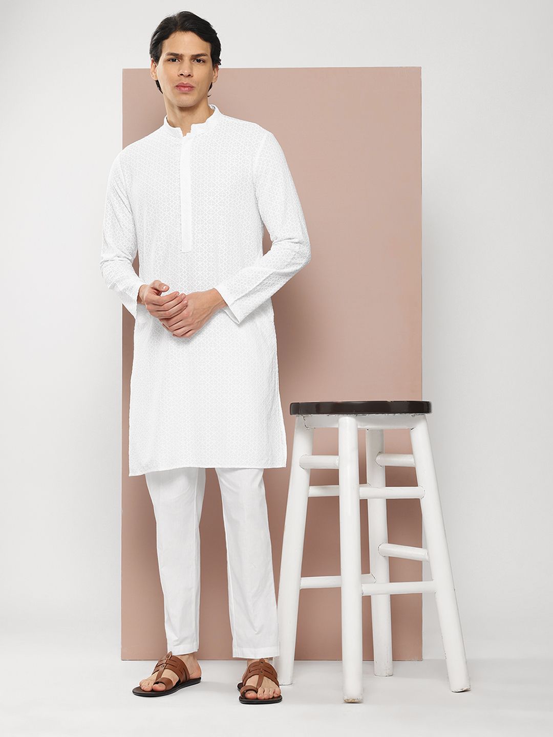 See Designs Men Embroidered Chikankari Kurta with Pyjamas