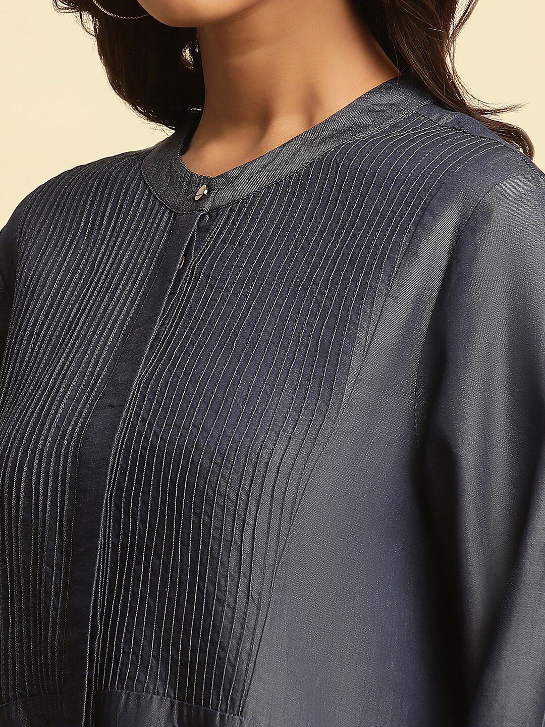 W Mandarin Collar Long Sleeves Lyocell Kurta