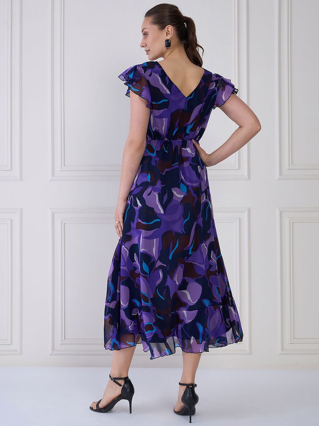 Antheaa Women Floral Print Flutter Sleeve Fit & Flare Midi Dress