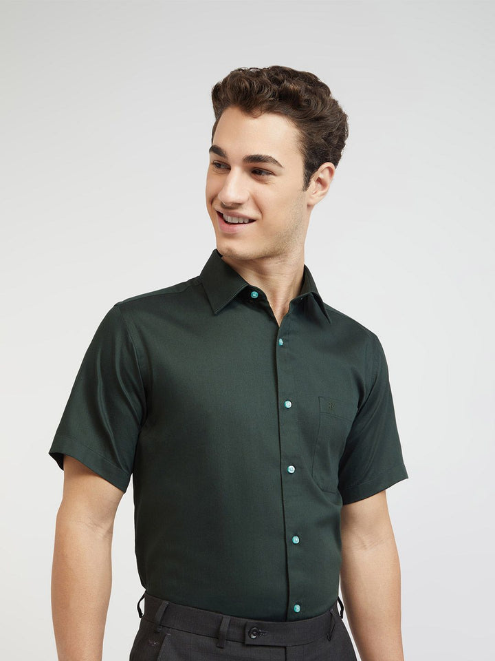 Raymond Pure Cotton Solid Regular Fit Formal Shirt