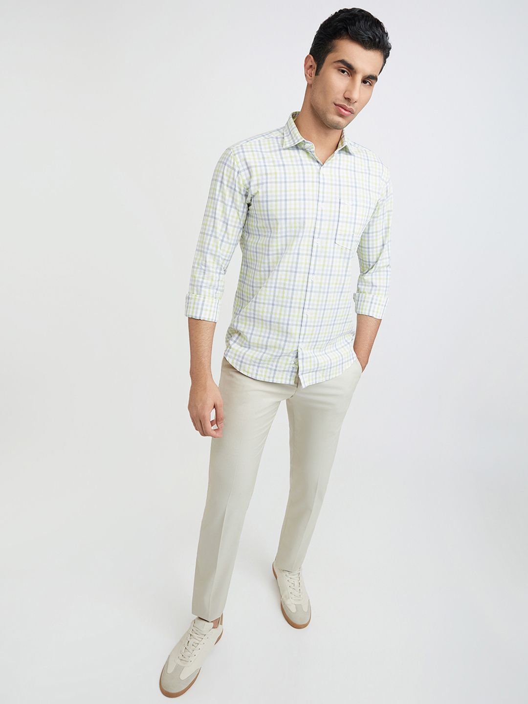 Park Avenue Men Slim Fit Opaque Checked Pure Cotton Casual Shirt