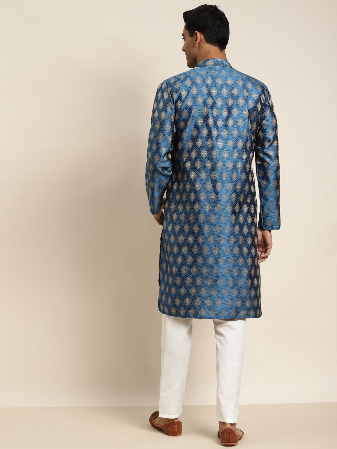 SOJANYA Men Blue & Gold-Toned Ethnic Motifs Jacquard Kurta