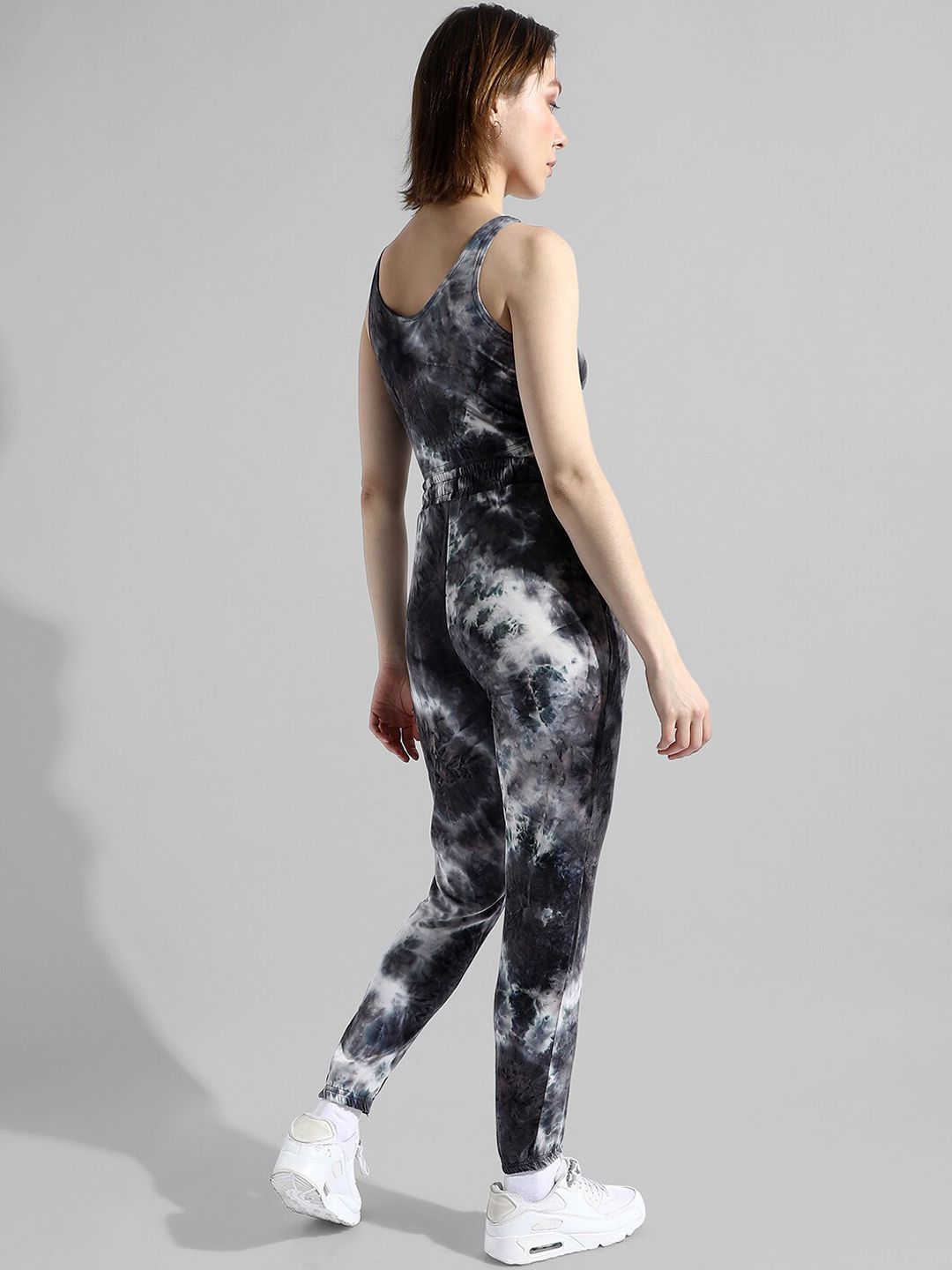 Campus Sutra Tie-Dye Printed Crop Top & Joggers Co-Ord Set